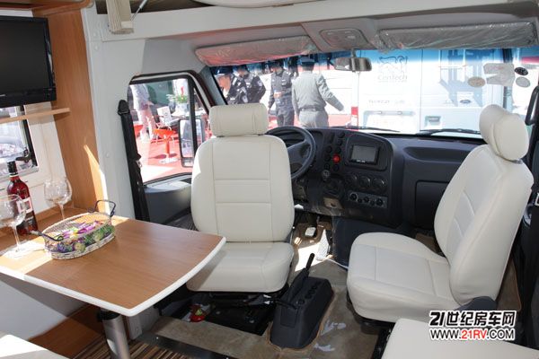 2011�������ʷ���¶Ӫչ֮���켾��ʱ�п�