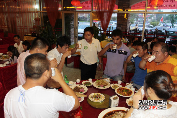 2011第三届北京国际房车露营展览会厂家答谢晚宴