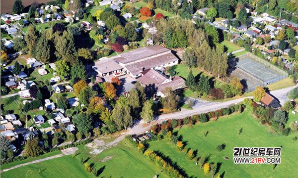 �¹�����������������Ǽ�ɭ����Eichwald¶Ӫ��