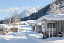 �µ���������˹Kitzbuhel���Ǽ�ɽ���͵��޶�¶Ӫ��