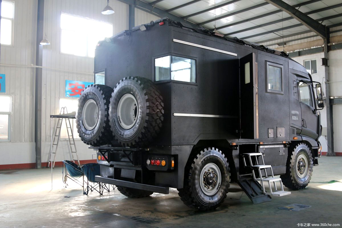 中国首款自主越野房车||性能直逼进口产品