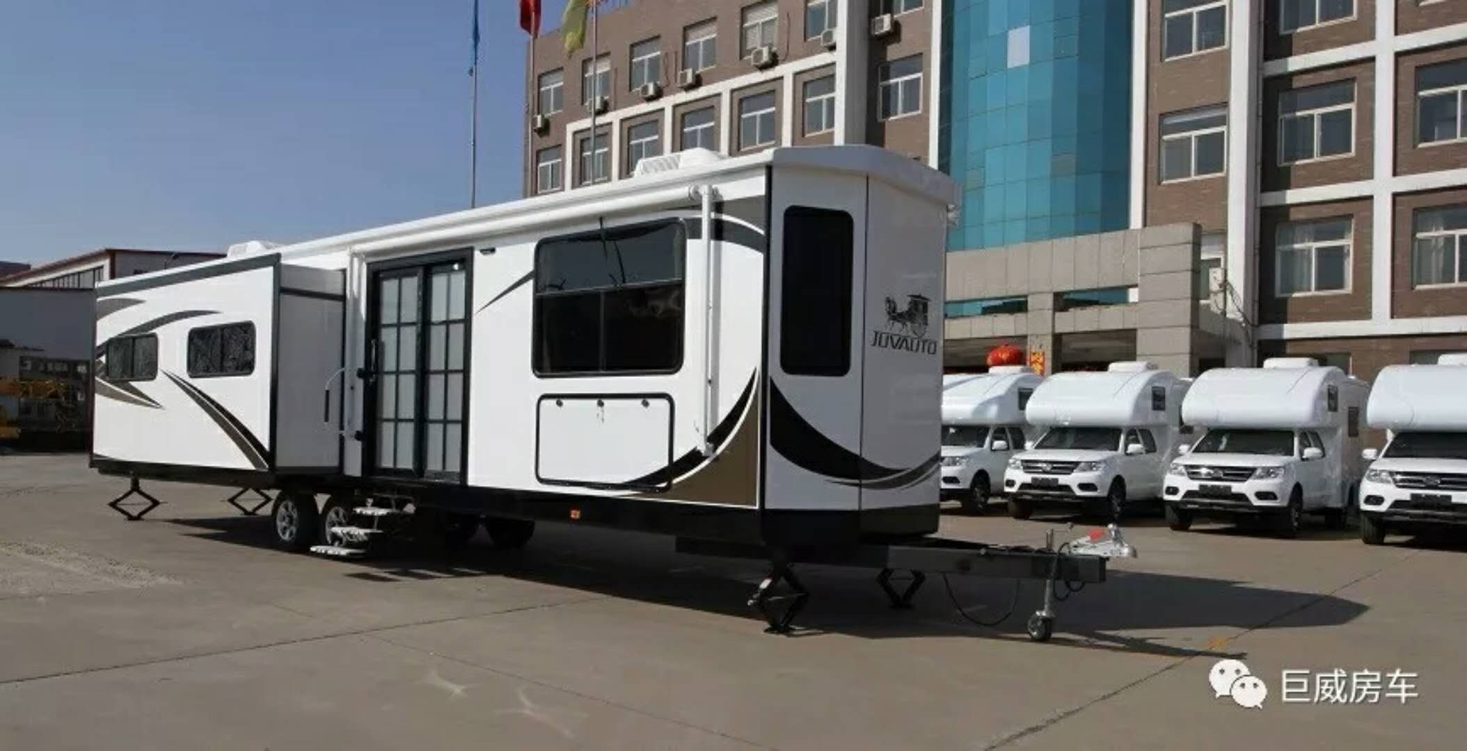 【巨威房车】巨威美式三拓展豪华营地房车