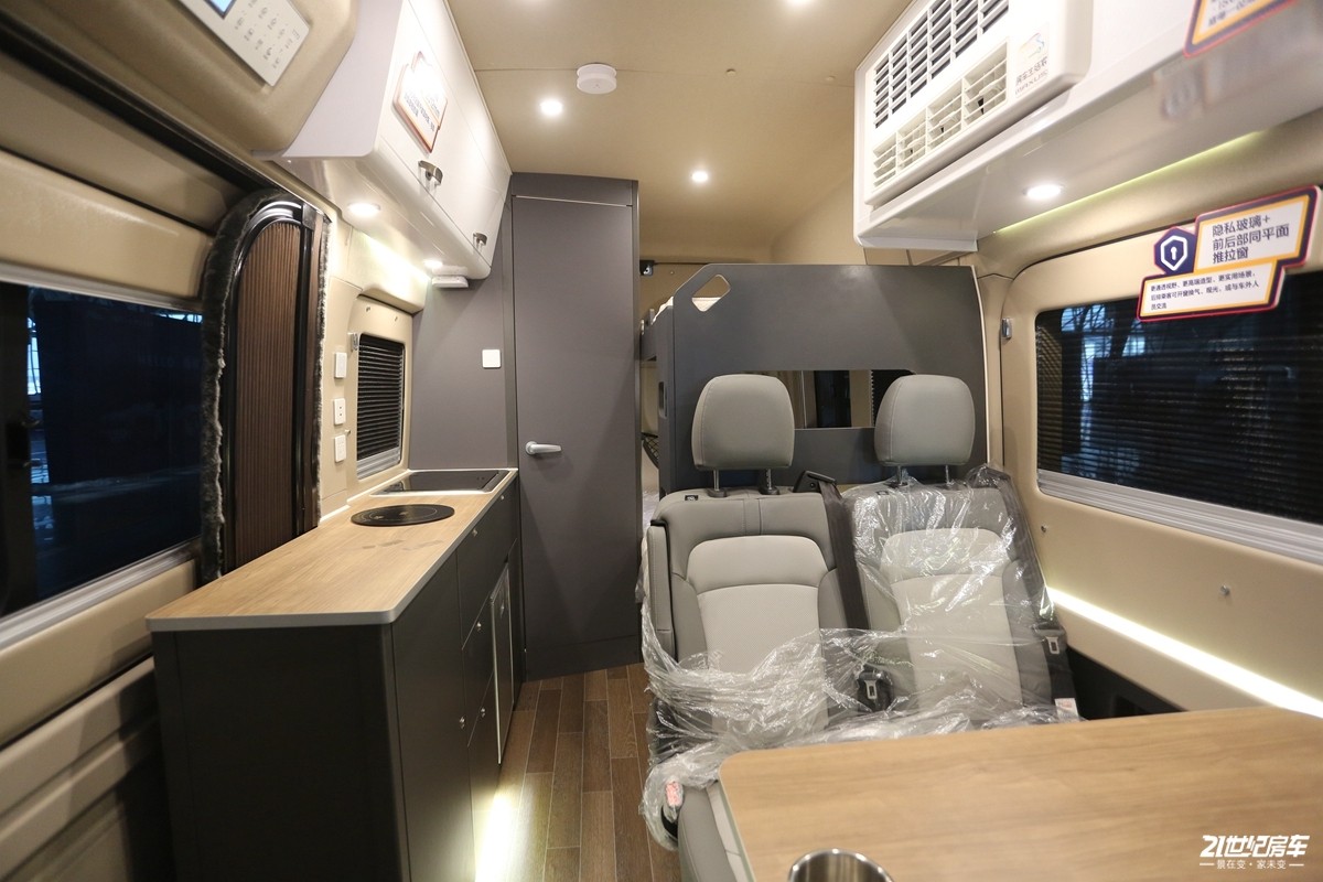 上图为上汽大通maxus rv90b房车▲上图为景宴栖599房车需要注意的是