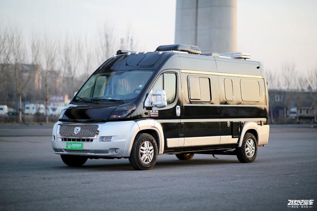 k歌怎能缺少名媛 荣冶林玛斯汀版rbh680房车65万起售