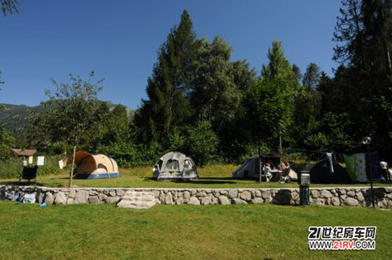 ��������������Ǽ�ɽ����Dolomiti¶Ӫ��¶Ӫ��