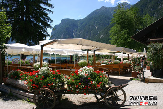 ��������Ȱ��ܺ����Ǽ�������Toblacher See¶Ӫ��