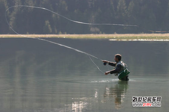 ��������Ȱ��ܺ����Ǽ�������Toblacher See¶Ӫ��