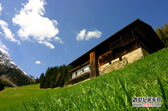 ��������Ȱ��ܺ����Ǽ�������Toblacher See¶Ӫ��