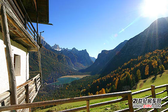 ��������Ȱ��ܺ����Ǽ�������Toblacher See¶Ӫ��