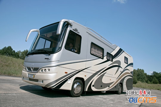 为奢侈而生--德国vario自行式a型房车欣赏