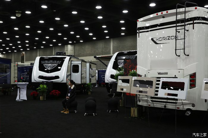 16160807b5db94e71e8410.png 美国人4622.png