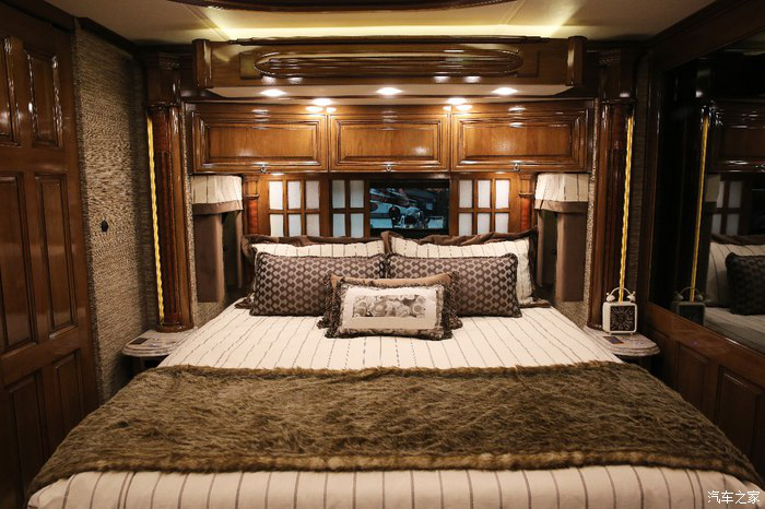 161611363d116230a48340.png 美国人4763.png