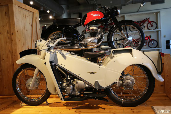 25103929bdacfea19c7209.png 老张5829.png