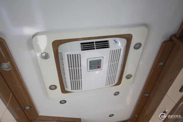 地面温度爆表50度6款主流房车空调夏日制冷效果实测大揭秘