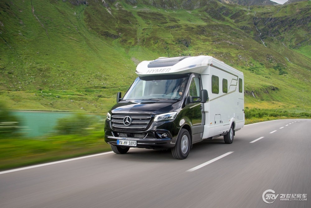 mercedes-2018-concept-camper-vans-37.jpg