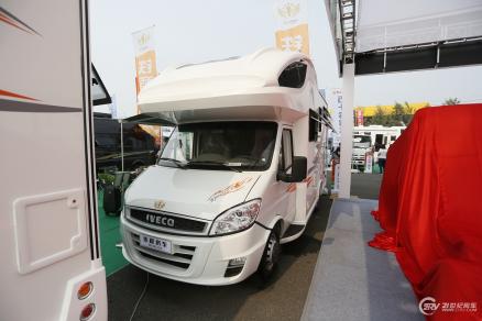铁程新款房车于北京房车露营展正式发布