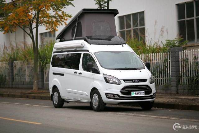 把酒吧搬进车厢里 湖光詹姆斯库克b型房车实拍