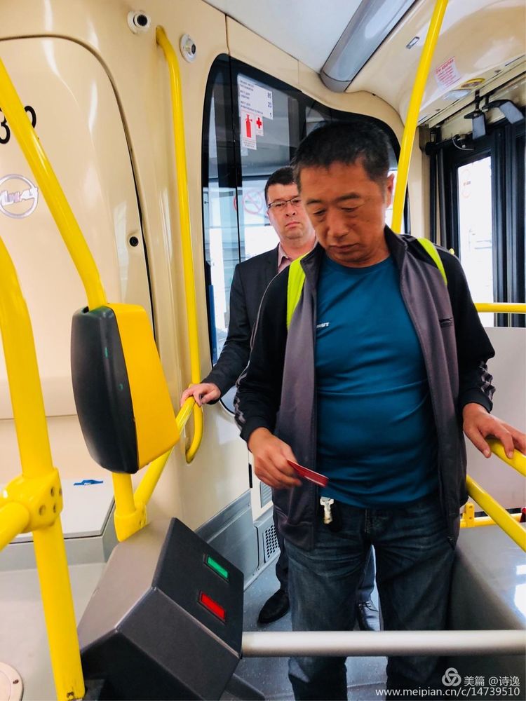 2909184327e094b6e26976.jpg 54.jpg