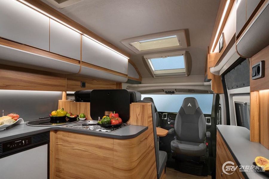 Affinity-Campervan-2020--169FullWidth-812b818b-1659906.jpg