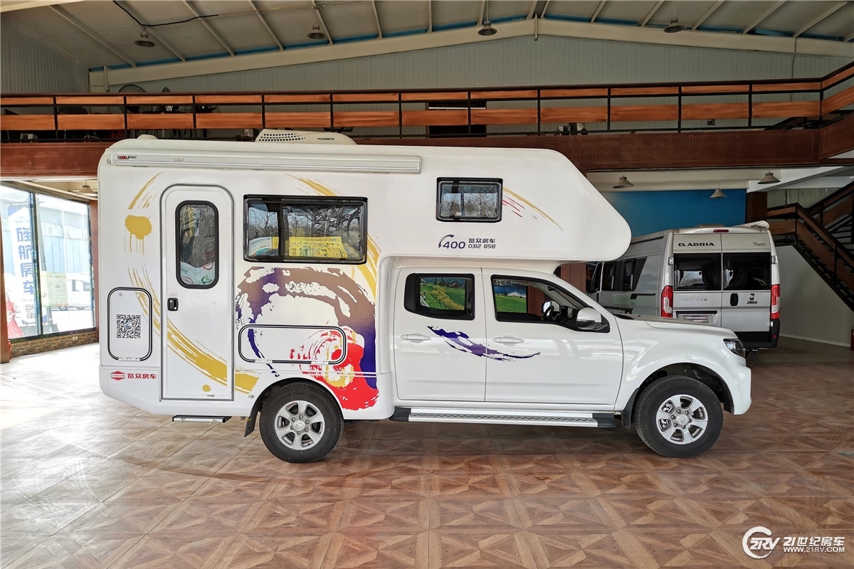 价格超亲民适合一家三口国六览众c4房车售价2438万元