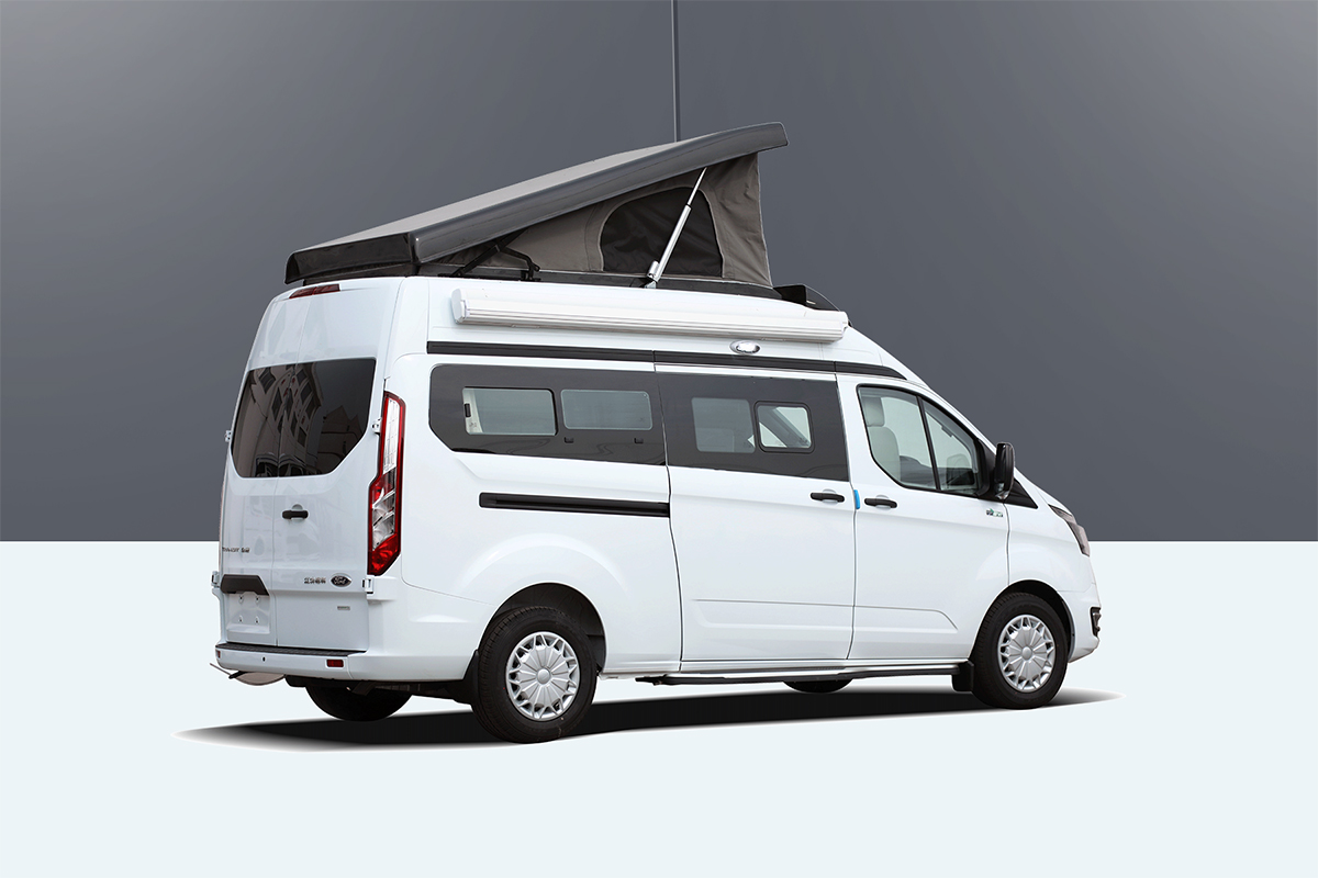 灵动外观与时尚创新的内饰设计2020款新星星光嘉旅b型房车独家首发