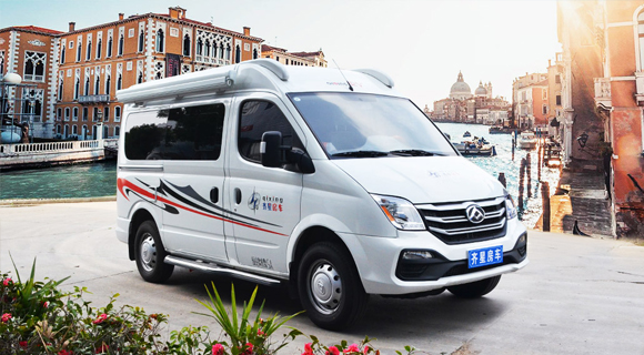 ���Ǵ�ͨV80�����������������������ṹ����ɫ����ռ�֮��