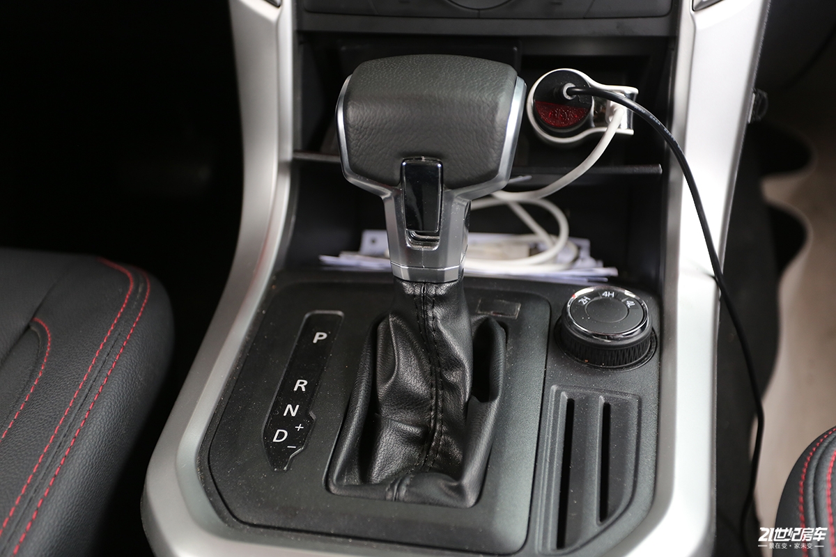 2516054454ae3002710541.jpg 339A1755.jpg