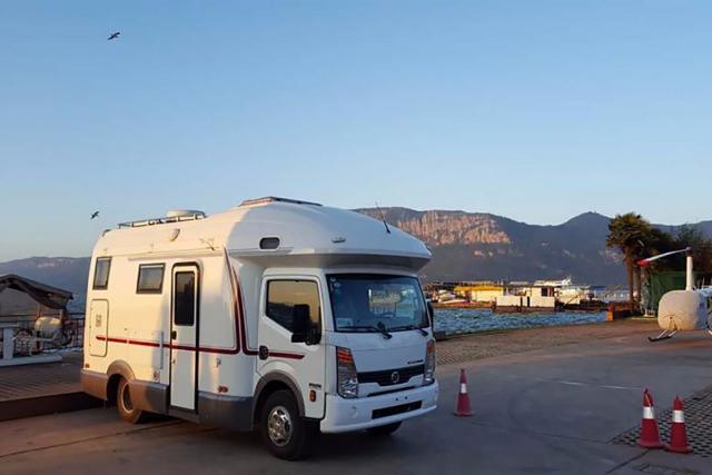 富士日产(nissan)凯普斯达房车